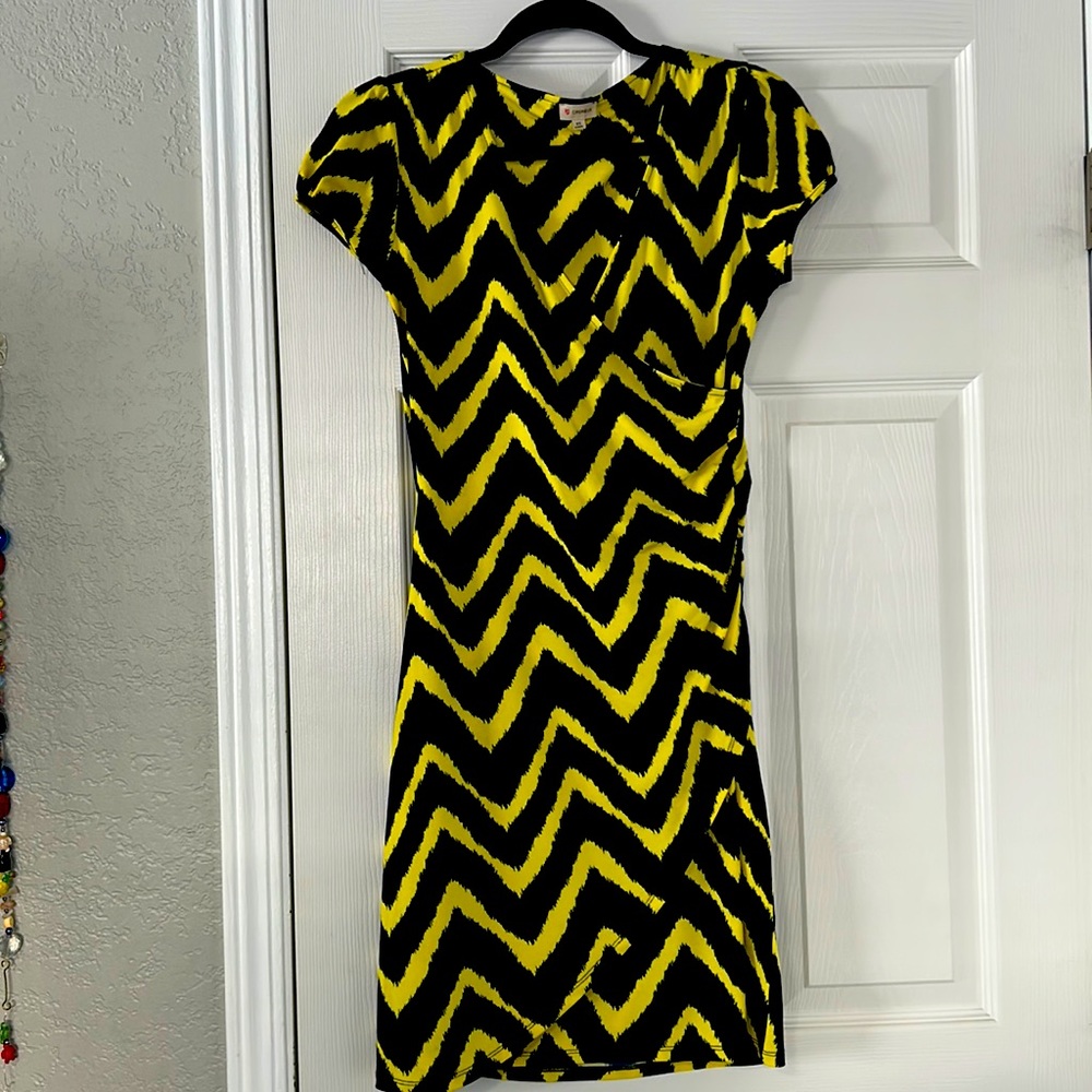 Like new without tags size XS Cremieux dress